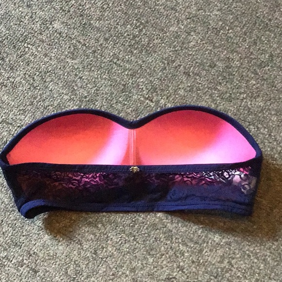 Victoria’s Secret pink small bra strapless lace - Picture 2 of 5